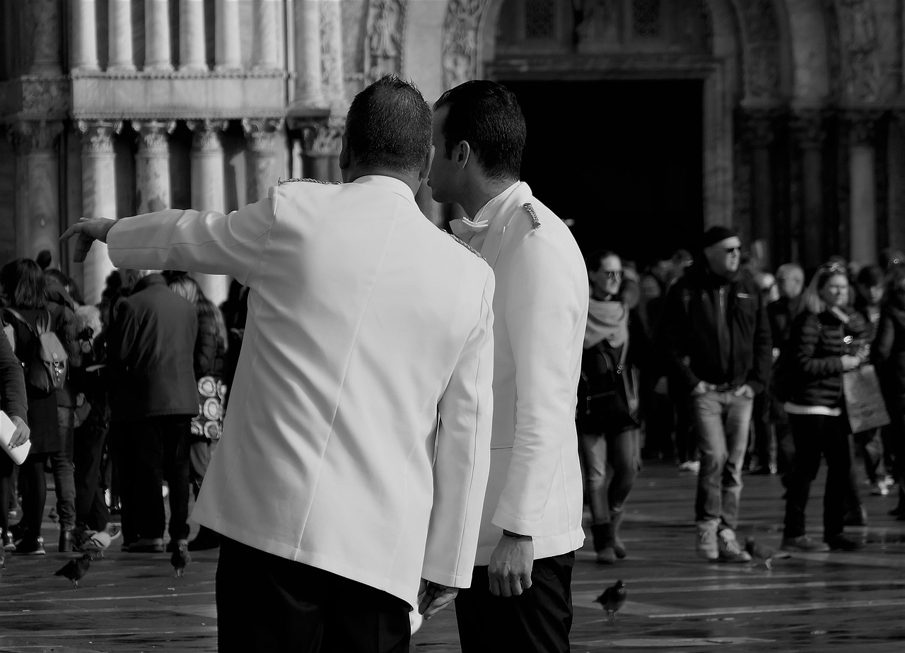 友盟实名账号：虎门狗狗购买平台